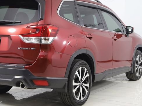 Used 2021 Subaru Forester Limited image 46