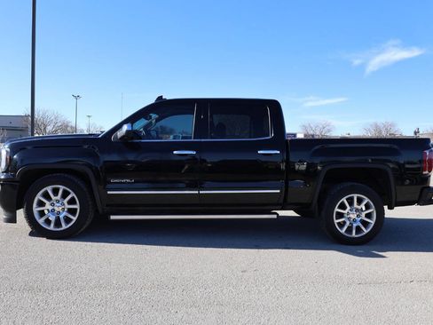 Used 2016 GMC Sierra 1500 Denali w/ Enhanced Driver Alert Package image 8