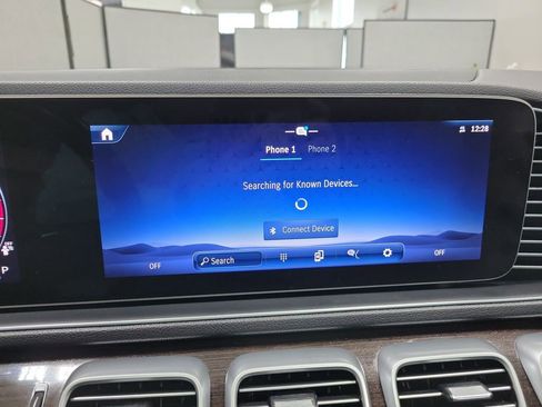 Used 2024 Mercedes-Benz GLE 350 GLE 350 w/ 3rd Row Seat Package image 7