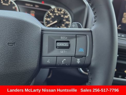 Used 2025 Nissan Rogue SV image 23