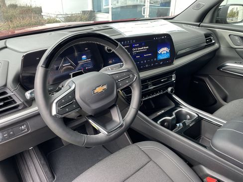 New 2025 Chevrolet Traverse LT w/ Enhanced Driving Package image 40