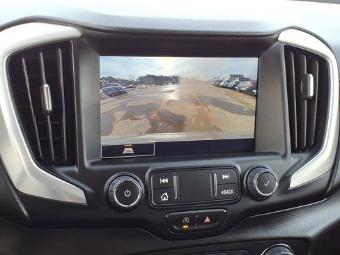 Used 2023 GMC Terrain SLT w/ Elevation Edition image 20