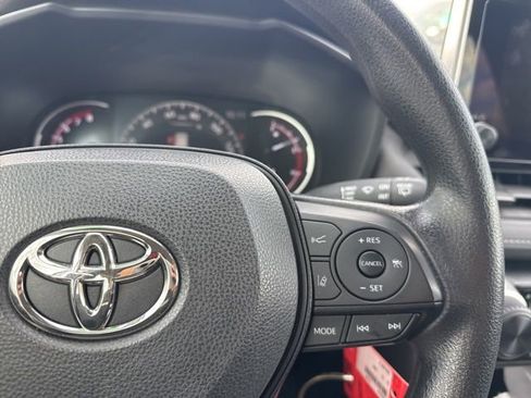 Used 2023 Toyota RAV4 LE image 12