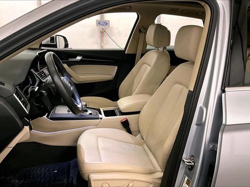 Used 2019 Audi Q5 2.0T Premium Plus w/ Premium Plus Package image 24