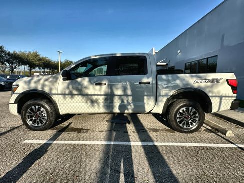Used 2023 Nissan Titan PRO-4X image 3