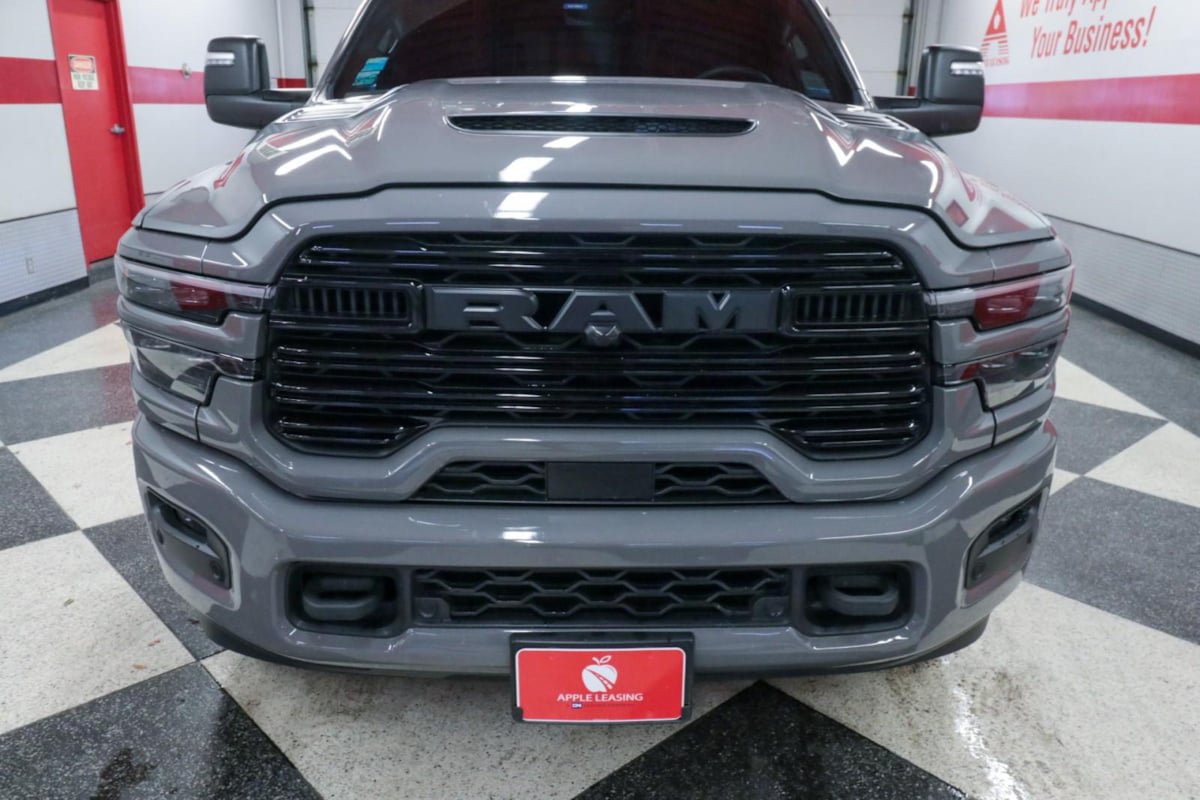 Used 2025 RAM 2500 Laramie w/ Night Edition AWD/4WD image 4