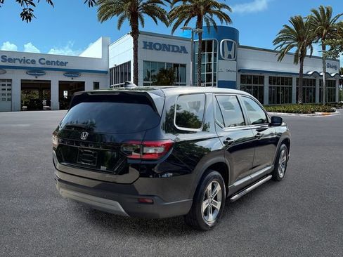 Used 2024 Honda Pilot EX-L image 8