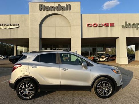 Used 2017 Buick Encore Sport Touring image 8