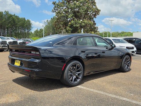 New 2026 Dodge Charger Scat Pack w/ Blacktop Package AWD/4WD image 5