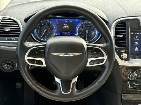 Used 2022 Chrysler 300 Touring L w/ Popular Equipment Group RWD image 14