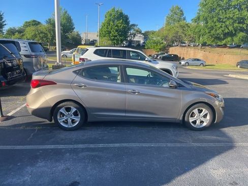 Used 2016 Hyundai Elantra Value Edition FWD image 6