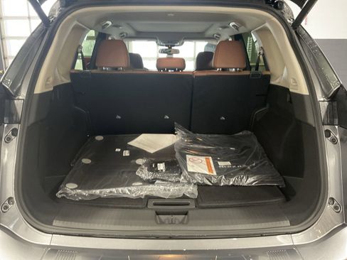 New 2026 Nissan Rogue Platinum w/ Tech Package image 39