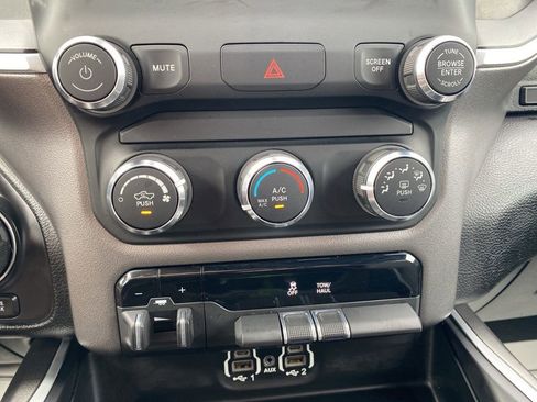 Used 2020 RAM 1500 Big Horn AWD/4WD image 25