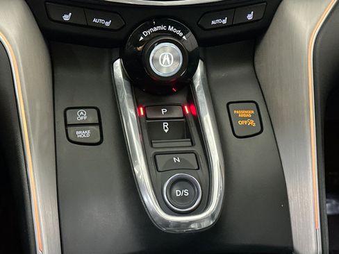 Used 2022 Acura TLX Technology Package image 32