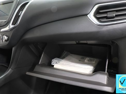 Used 2020 Chevrolet Equinox LT w/ Midnight Edition image 32