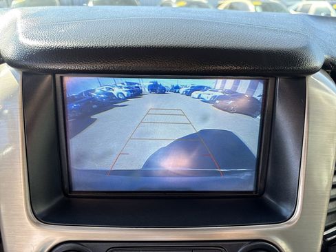 Used 2018 GMC Yukon Denali image 20