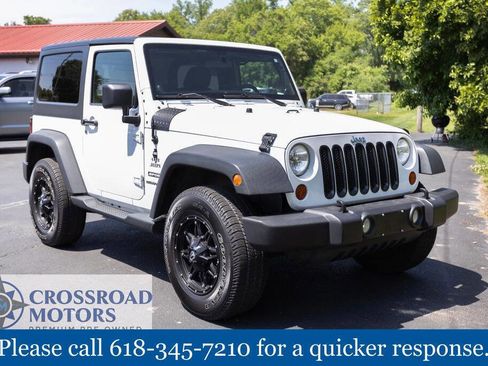 Used 2013 Jeep Wrangler Sport AWD/4WD image 12