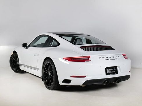 Certified 2019 Porsche 911 Carrera T w/ Carrera T Interior Package RWD image 3