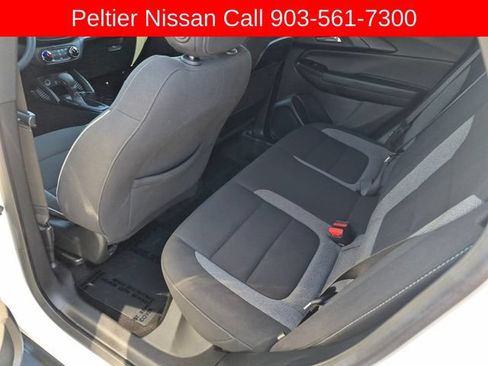 Used 2023 Chevrolet TrailBlazer LT FWD image 22