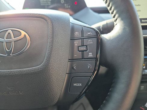 Used 2024 Toyota Prius XLE FWD image 16
