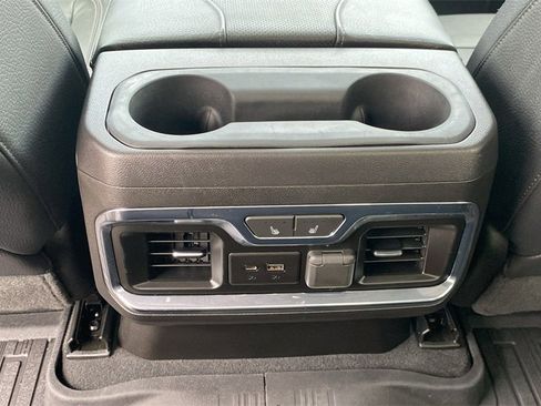 Used 2023 GMC Sierra 3500 Denali w/ Denali Ultimate Package image 15