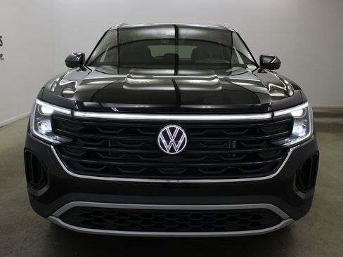 New 2026 Volkswagen Atlas Cross Sport SEL image 7