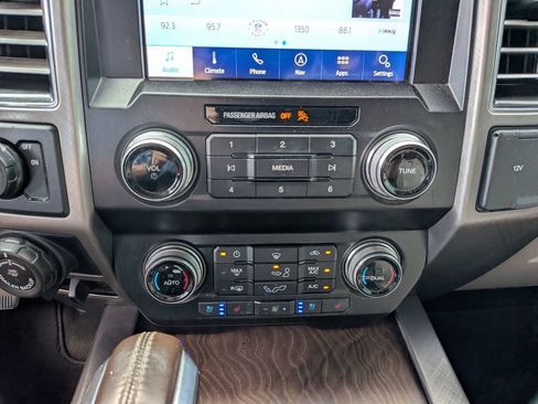 Used 2020 Ford F150 Limited w/ Trailer Tow Package RWD image 20