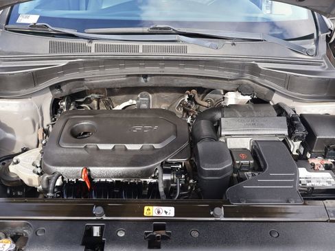 Used 2018 Hyundai Santa Fe Sport image 12