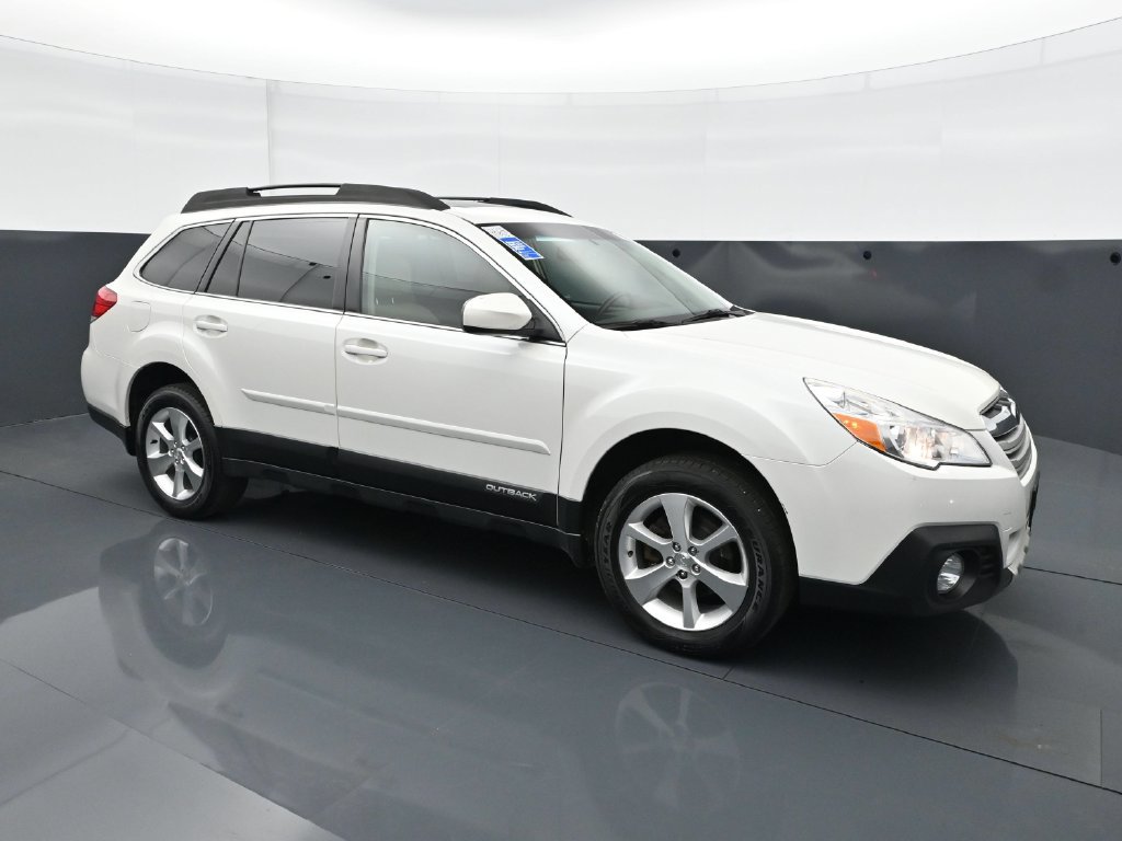 Used 2013 Subaru Outback 2.5i Limited AWD/4WD image 9