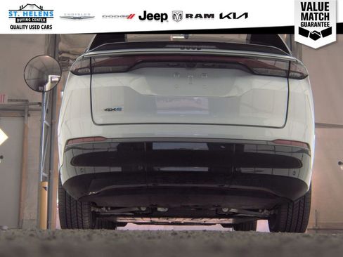 Used 2024 Jeep Wagoneer Limited AWD/4WD image 4