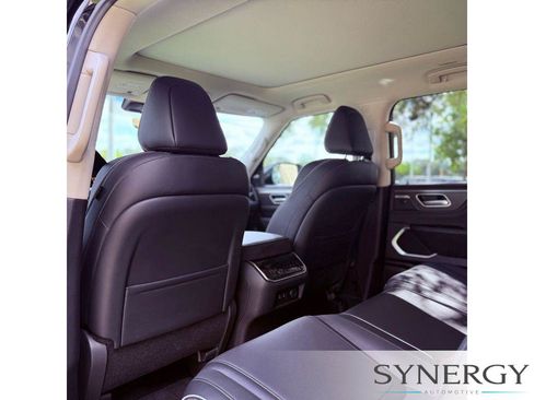 Certified 2026 INFINITI QX80 Luxe AWD/4WD image 28
