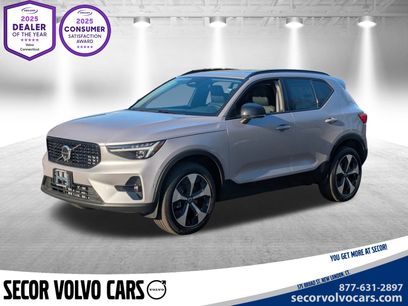New 2026 Volvo XC40 B5 Plus w/ Protection Package Premier