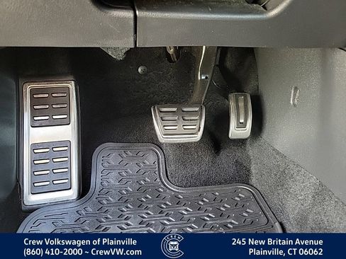 Certified 2024 Volkswagen Jetta Sport FWD image 40