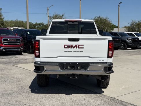 New 2026 GMC Sierra 2500 SLE w/ SLE Value Package; AWD/4WD image 6