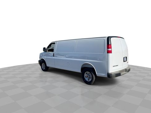 New 2025 GMC Savana 2500 Extended w/ Driver Convenience Package image 6