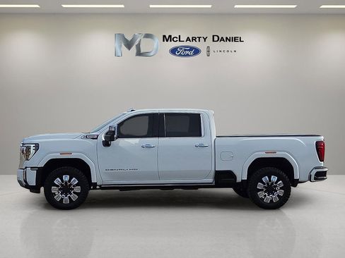Used 2024 GMC Sierra 2500 Denali w/ Denali Reserve Package image 3