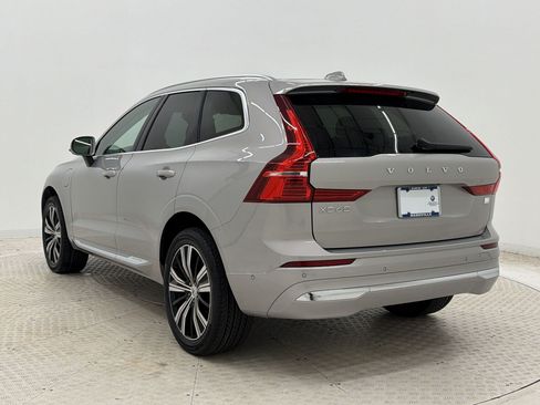 Used 2023 Volvo XC60 T8 Ultimate AWD/4WD image 3