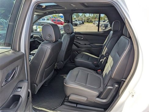 Certified 2023 Chevrolet Traverse Premier image 8