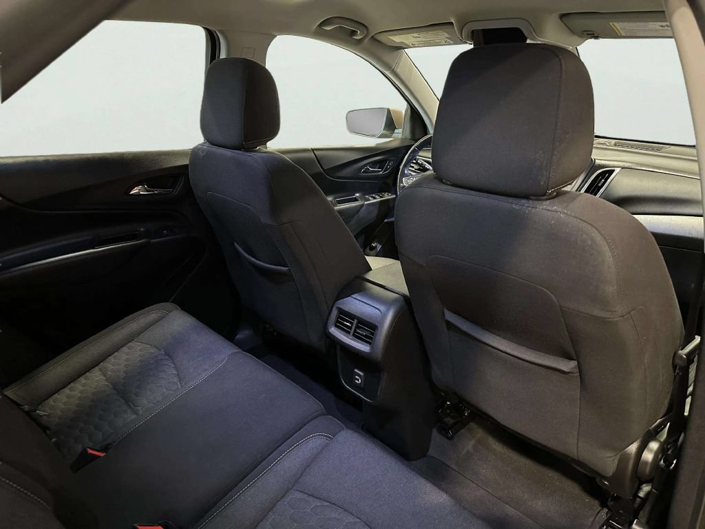 Used 2019 Chevrolet Equinox LT FWD image 23