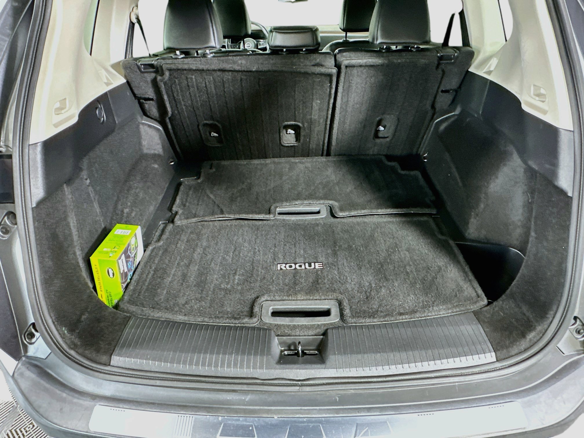Used 2023 Nissan Rogue SL w/ SL Premium Package FWD image 29