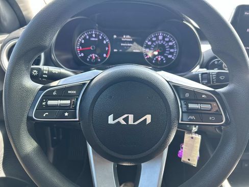 Used 2024 Kia Forte LX FWD image 29