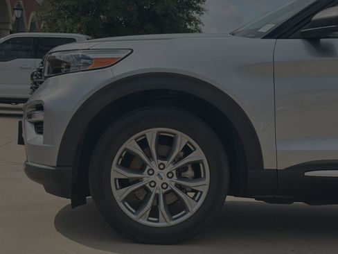 Certified 2023 Ford Explorer XLT w/ Equipment Group 202A RWD image 10