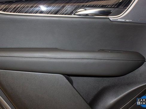 Used 2024 Cadillac XT6 Premium Luxury image 20