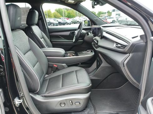 Used 2026 Buick Enclave Sport Touring w/ LPO, All-Weather Package AWD/4WD image 21