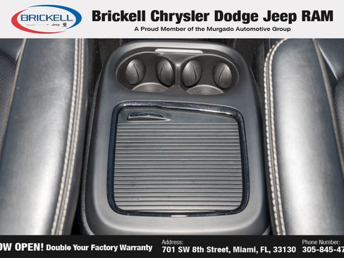 Used 2024 Chrysler Pacifica Limited FWD image 24