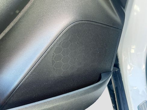 Used 2020 Buick Encore Preferred FWD image 19