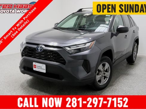 Used 2024 Toyota RAV4 LE image 1