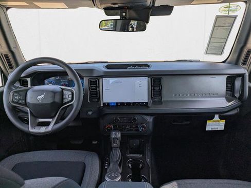 New 2025 Ford Bronco 4-Door image 14