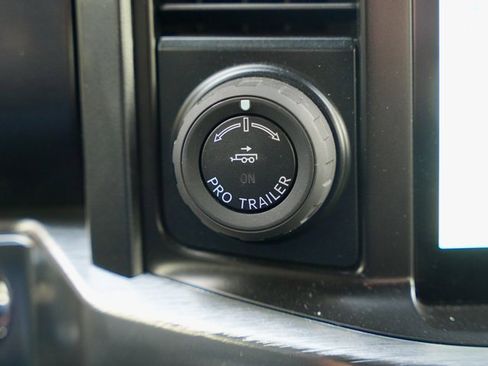 Used 2023 Ford F150 Lariat image 25