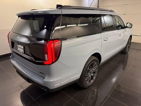 New 2027 Ford Expedition Max Platinum w/ Stealth Appearance Package AWD/4WD image 6